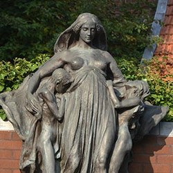 Statue Montefiore-Levi